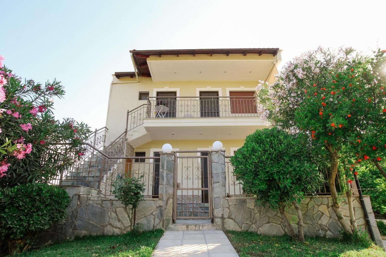 Roa Seaside Apartments Vergia Exterior photo